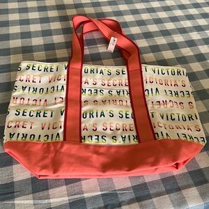NWT Victoria Secrets tote.
